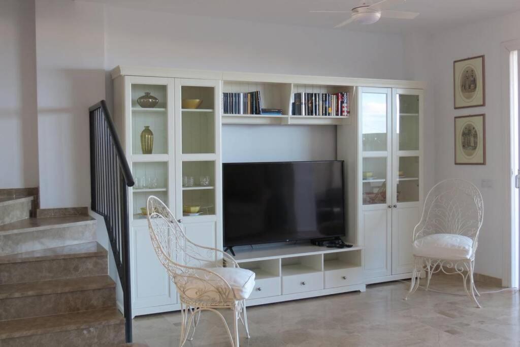 Luxury House With 3 Bedrooms, Sea Wiew And Swimming Pool In A Quiet Residence Puerto de Santiago  Exteriör bild